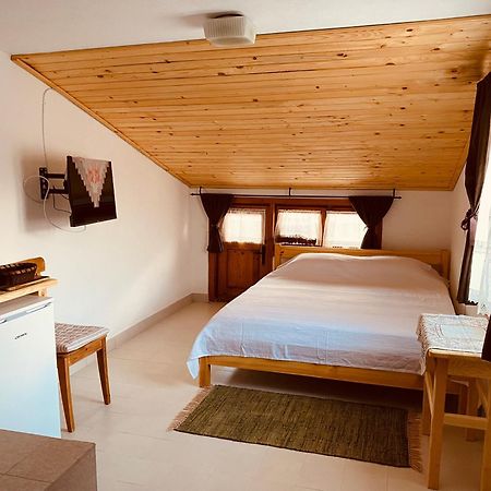 Vita Stulba Guest House 桑丹斯基 外观 照片